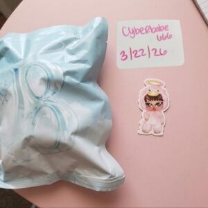 bratziez secret bag charm Phoebe brand new factory sealed